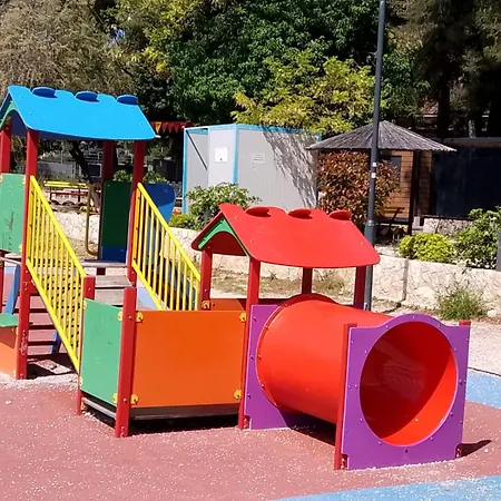 Apartmani R A M L J A K - Sobe, Zimmer, Rooms Marko Lägenhet *