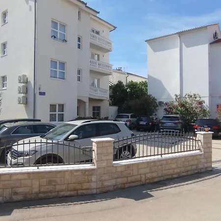 R A M L J A K - Marko Apartment Vodice