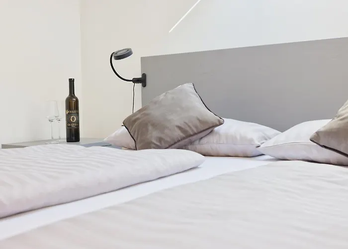 R A M L J A K - Sobe, Zimmer, Marko Apartman Vodice