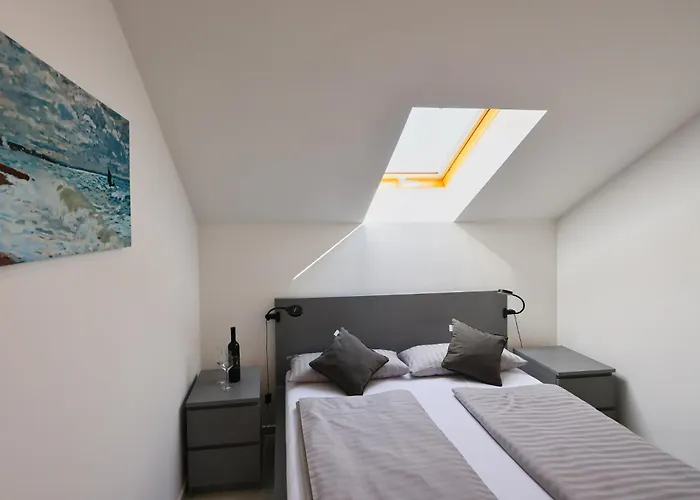 R A M L J A K - Sobe, Zimmer, Marko Apartman