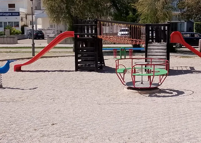 R A M L J A K - Sobe, Zimmer, Marko