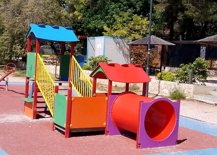 R A M L J A K - Sobe, Zimmer, Marko Apartman *