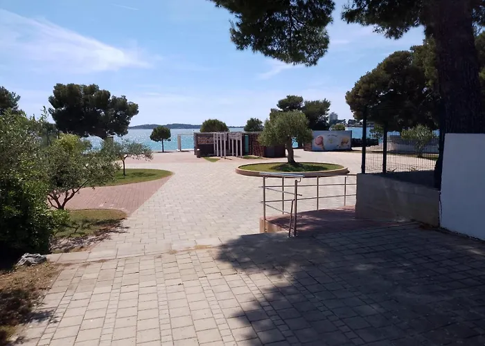 R A M L J A K - Sobe, Zimmer, Marko *